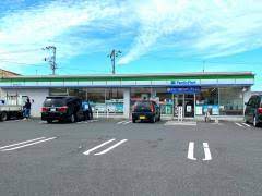 コンビニ　ファミリーマート倉敷大内店（コンビニ）まで648m