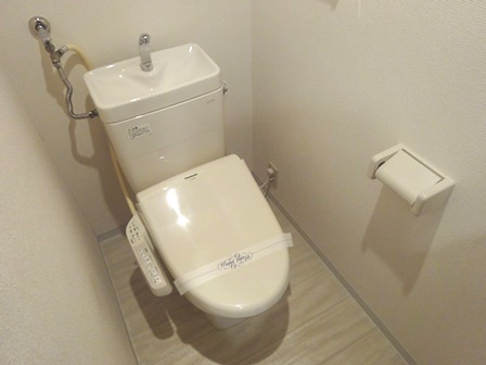 トイレ　同タイプ内観です