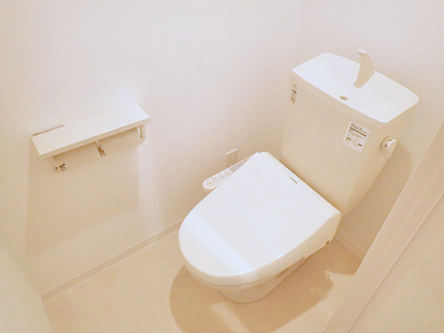 トイレ　ウォシュレットです☆