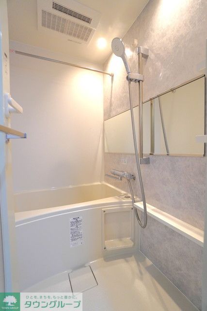 バス・シャワールーム　※写真は同タイプ住戸です。