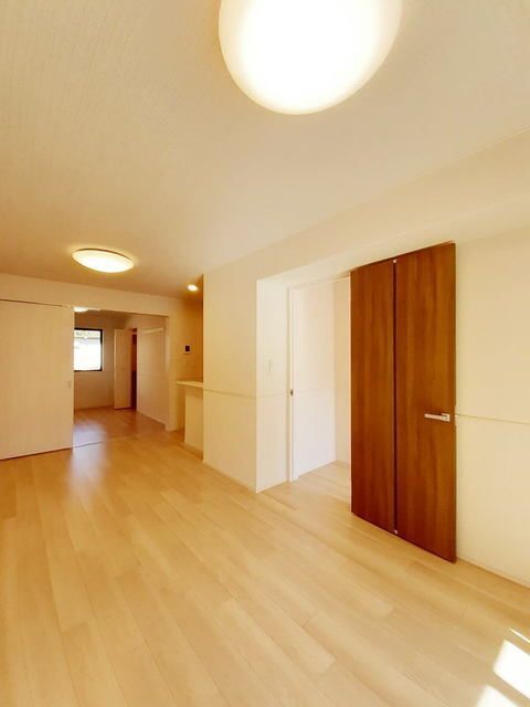 ピュアステージIIの居間写真
