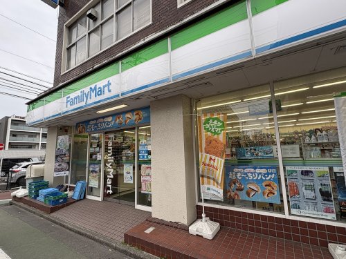 コンビニ　ファミリーマート　テイスティ溝の口店（コンビニ）まで126m