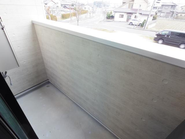バルコニー　イメージ写真