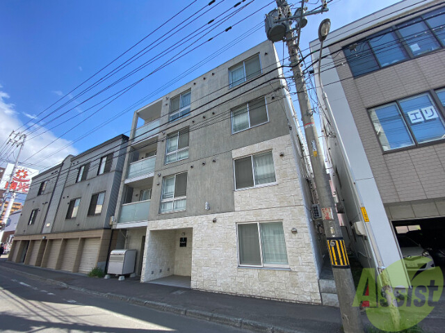 建物外観　札幌市中央区南６条西「ロワ・ブランシュ」