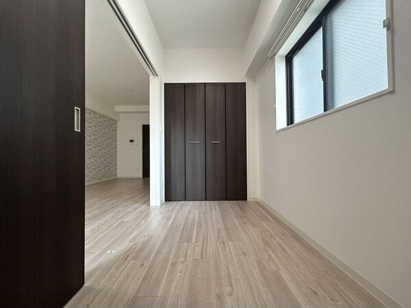 眺望　※写真は同じマンションの違う部屋のものになります。反転タイプ