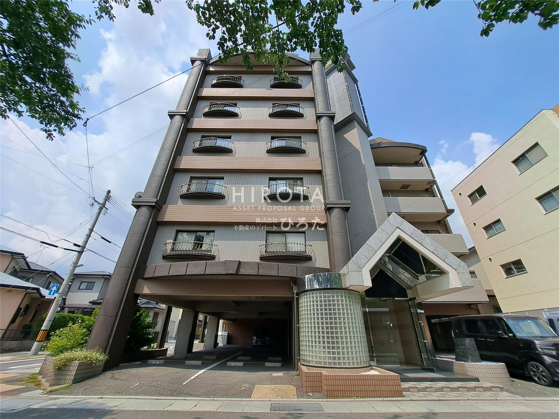 ガーデンホームズ茶屋町の外観写真