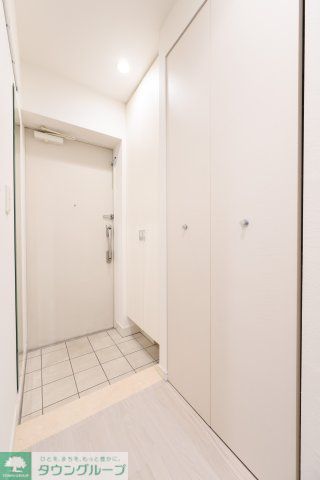 玄関　※参考写真