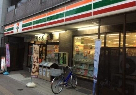 コンビニ　セブンイレブン墨田両国3丁目店（コンビニ）まで79m