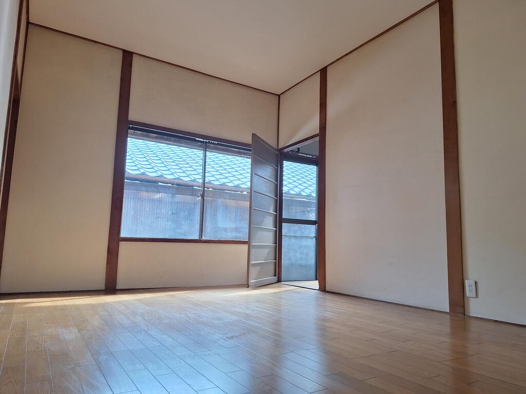 竪林町貸戸建の内装写真