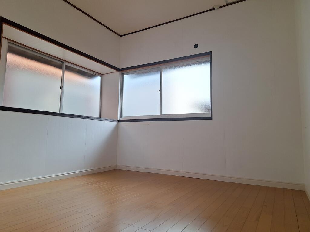 竪林町貸戸建の内装写真