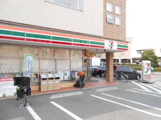 コンビニ　セブンイレブン（コンビニ）まで280m