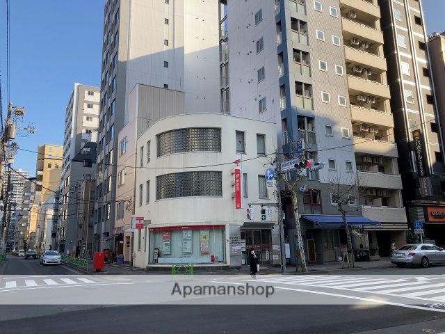 郵便局　中央新富二郵便局（郵便局）まで72m