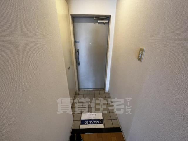 ＪＲ東西線 御幣島駅 徒歩4分 8階建 築23年の玄関写真
