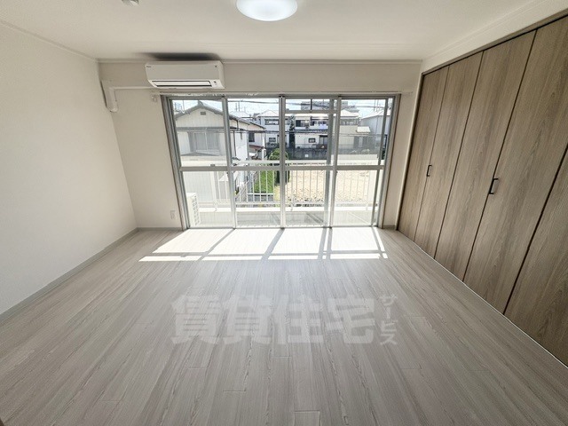 レジデンス長尾谷の居間写真