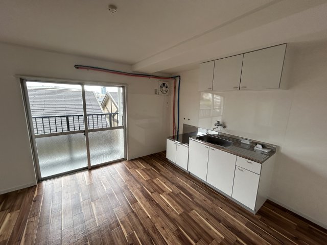 芦田マンションの居間写真