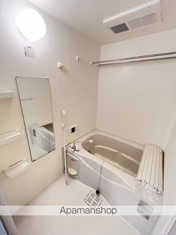 近鉄湯の山線 伊勢松本駅 徒歩29分 2階建 築17年の風呂写真