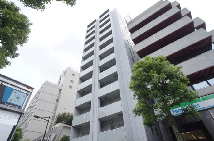 建物外観　★近隣にカフェやコンビニ、公園等あり休日の散策も楽しめます
