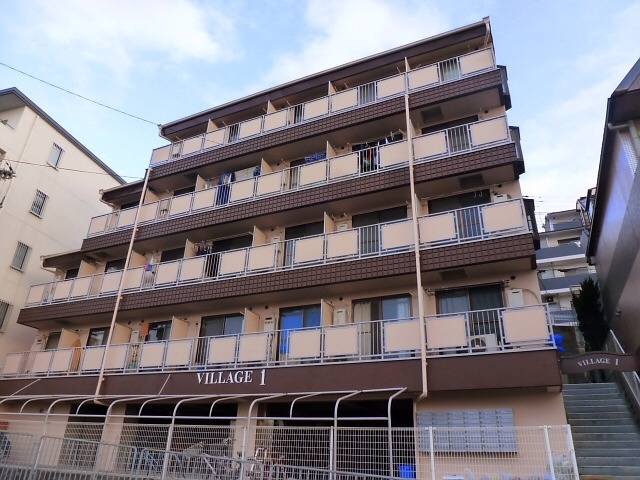 建物外観　ビレッジ１