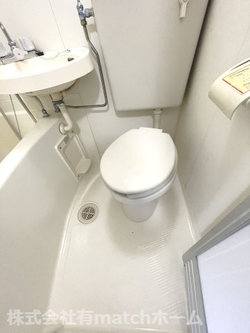 トイレ　(参考)代表的な室内写真をイメージとして掲載しています