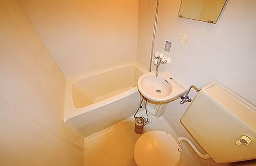バス・シャワールーム　別部屋参考写真
