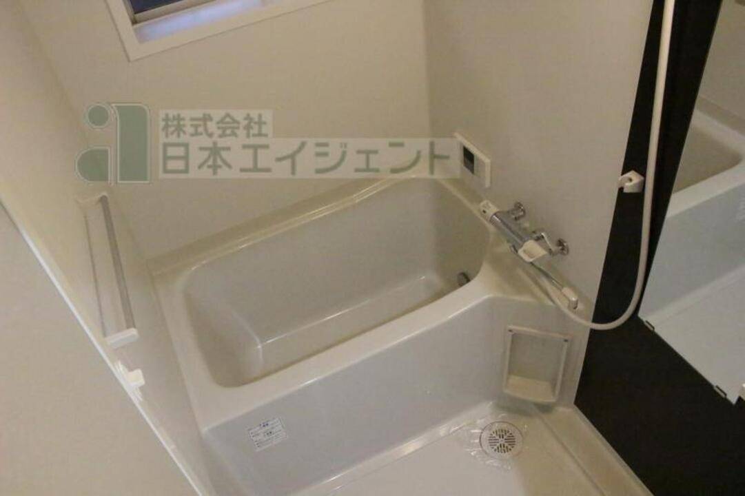 バス・シャワールーム　浴室