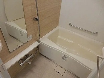 ＪＲ総武線 御茶ノ水駅 徒歩5分 10階建 築14年の風呂写真