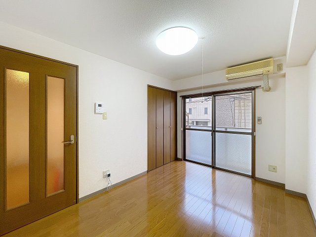 クレールけやき台の居間写真