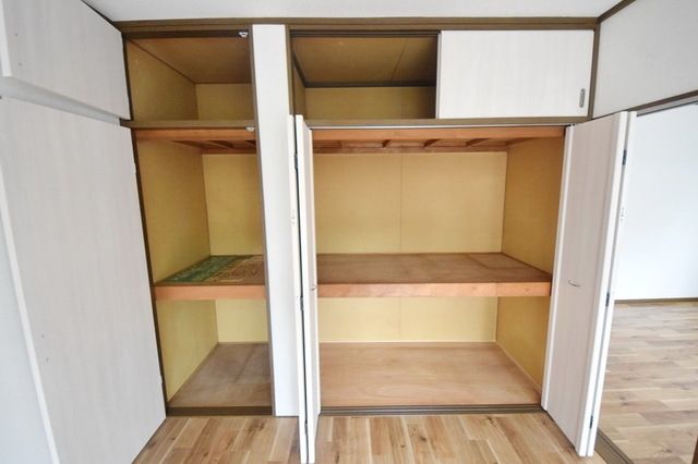 その他設備　★押入れ収納完備★※別室参考写真※