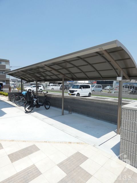 ＪＲ阪和線 鳳駅 徒歩25分 3階建 築8年の外観写真