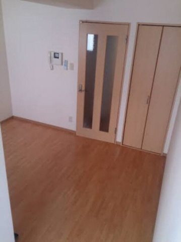 居室・リビング　写真は同マンションの別のお部屋のものです