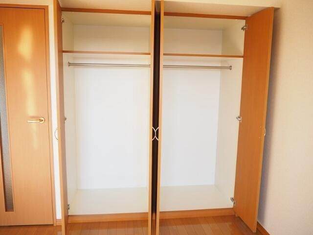 収納　別タイプ部屋　参考写真です