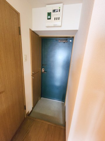 玄関　野毛山ポートヒルガーデン