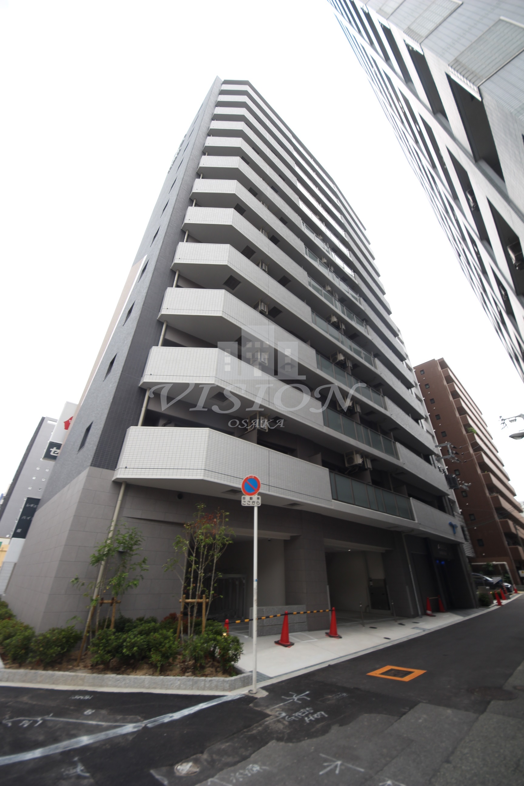 地下鉄御堂筋線 なんば駅 徒歩9分 築5年