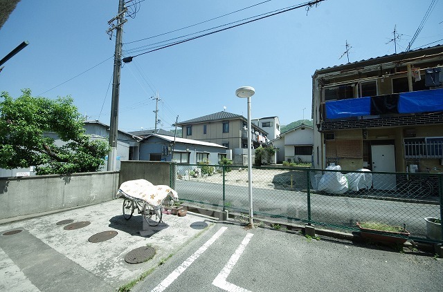 【東大阪市上六万寺町のマンションの眺望】