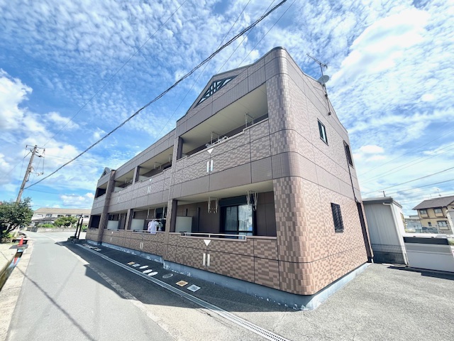 建物外観　オシャレな建物です