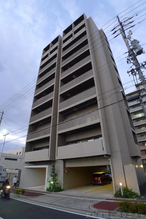名古屋市天白区久方のマンションの建物外観
