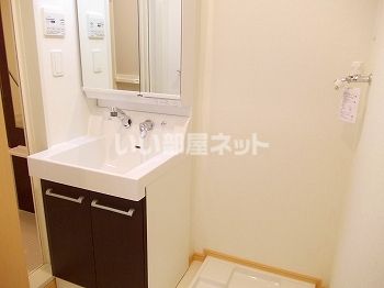 【姫路市船橋町のマンションの洗面設備】