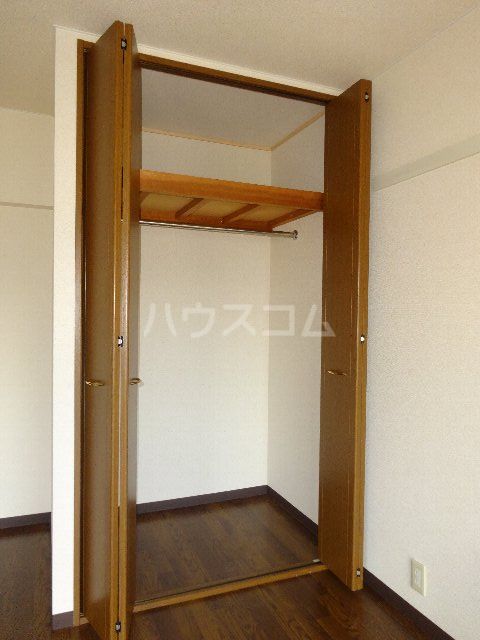 【名古屋市千種区鹿子町のマンションの収納】