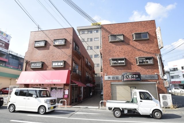 若松町2丁目貸家の建物外観