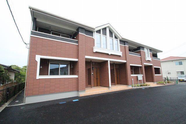 熊本市南区孫代町のアパートの建物外観