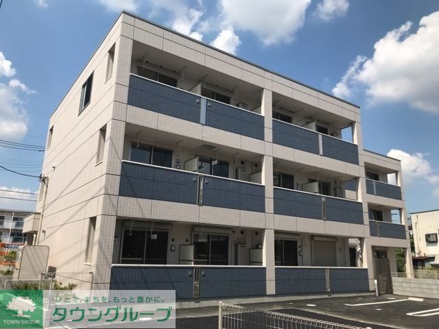 【流山市大字東深井のマンションの建物外観】