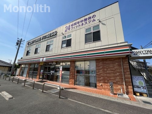 【泉南郡熊取町大久保中のマンションのコンビニ】