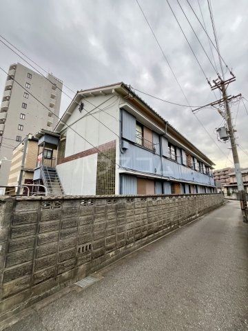 信和荘の建物外観