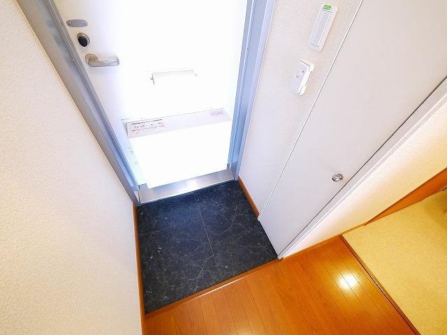 玄関　明るい玄関です