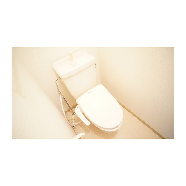 トイレ　シャワー付きトイレ