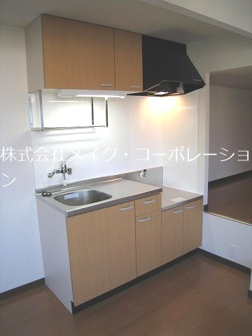 キッチン　写真は同型タイプ(現状優先)