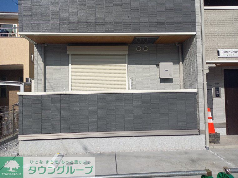 居室・リビング　エントランス