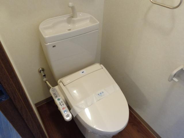 トイレ　シャワー付トイレ