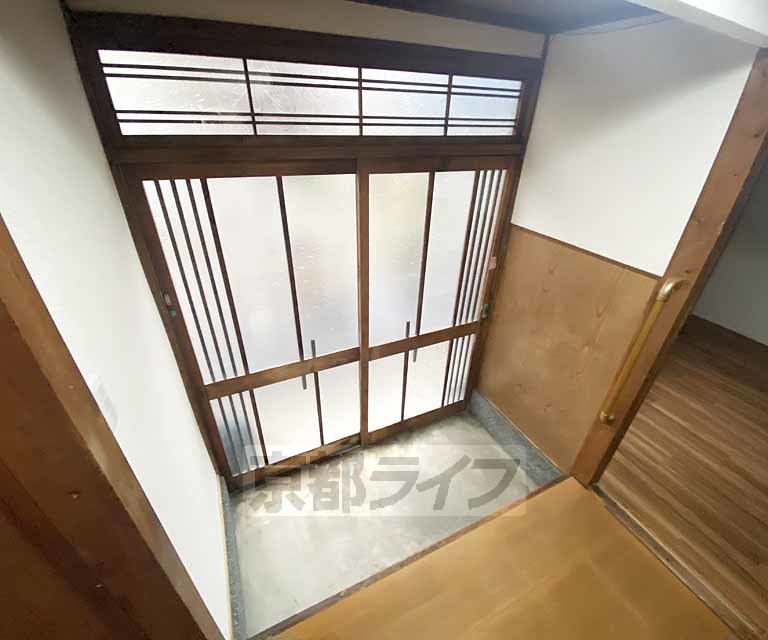 玄関　スペースに余裕があります