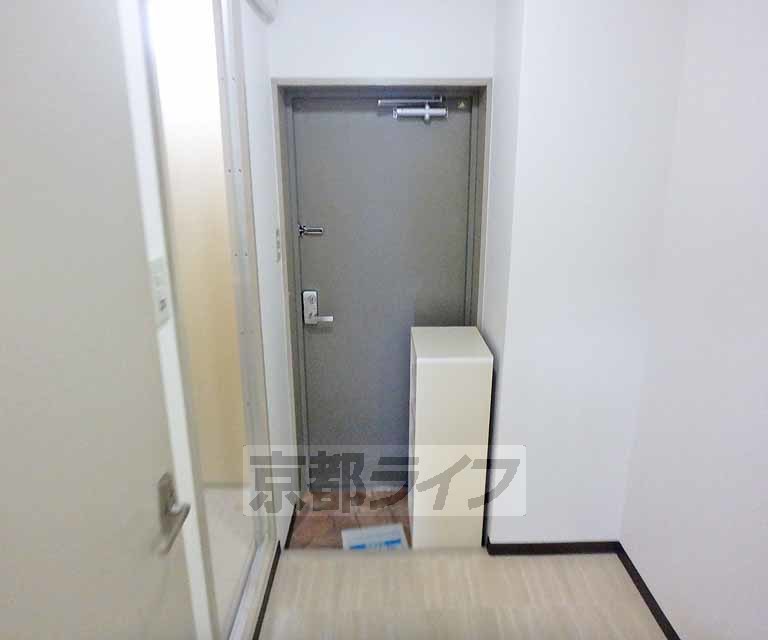 玄関　玄関ホールです